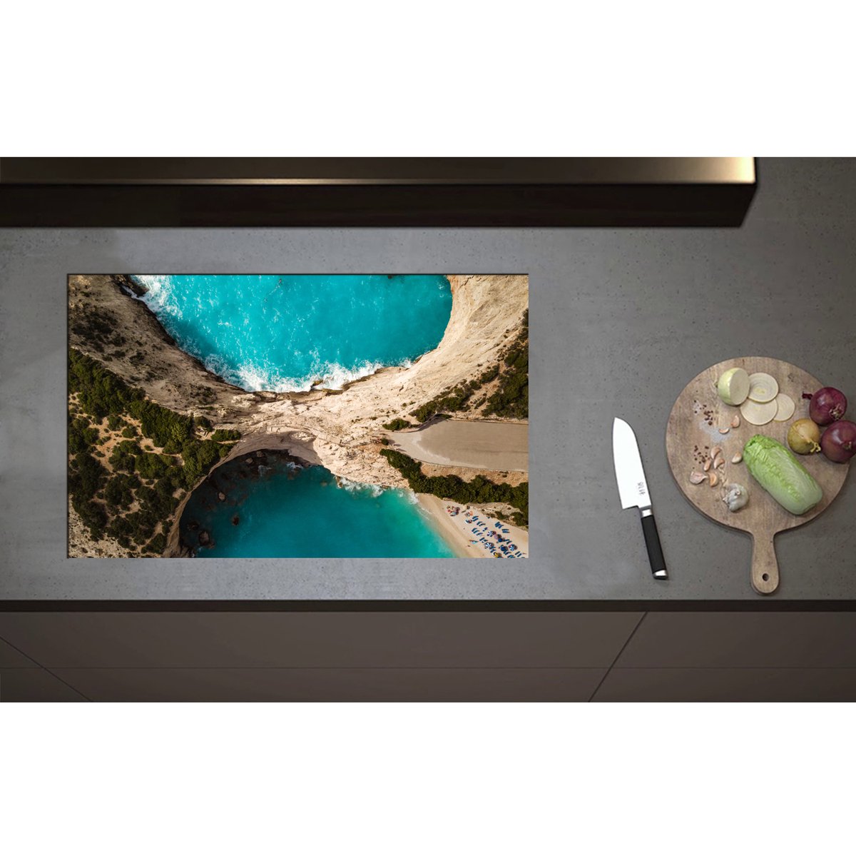 Inductieplaat Beschermer - Bovenaanzicht van Mediteraanse Cliffs - 80x50 cm - 2 mm Dik - Inductie Beschermer - Bescherming Inductiekookplaat - Kookplaat Beschermer van Wit Vinyl