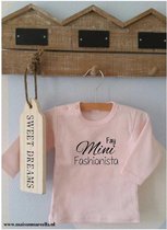 Shirtje Mini Fashionista met naam | Lange of korte mouw | lichtroze| maat 56-110