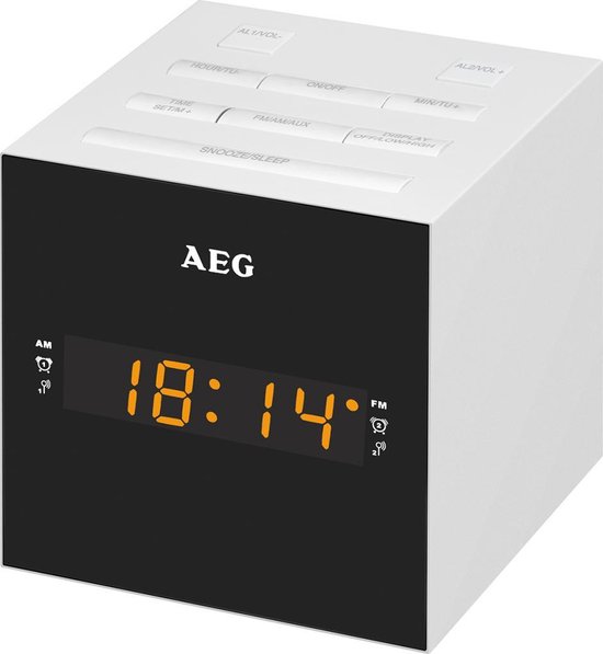 AEG Wekkerradio met USB-aansluiting wit MRC 4150 | bol.com