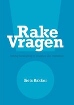 Boek cover Rake vragen van Siets Bakker (Paperback)