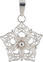 Zilveren filigrain hanger uit Peru in de vorm van een ster