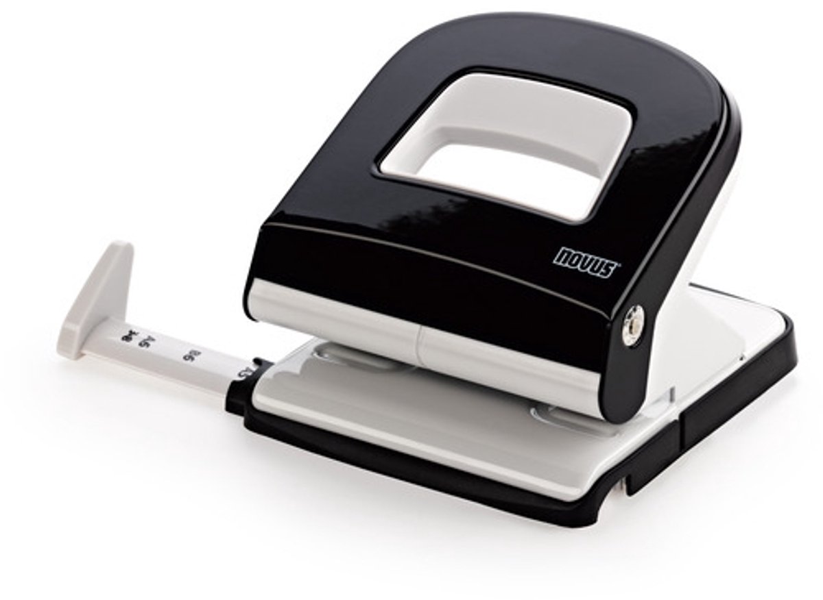 perforator Novus Evolution E225 zwart