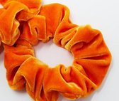 Jumalu scrunchie WK vrouwenvoetbal oranje leeuwinnen - velvet haarwokkel haarelastiekjes - oranje - 1 stuk