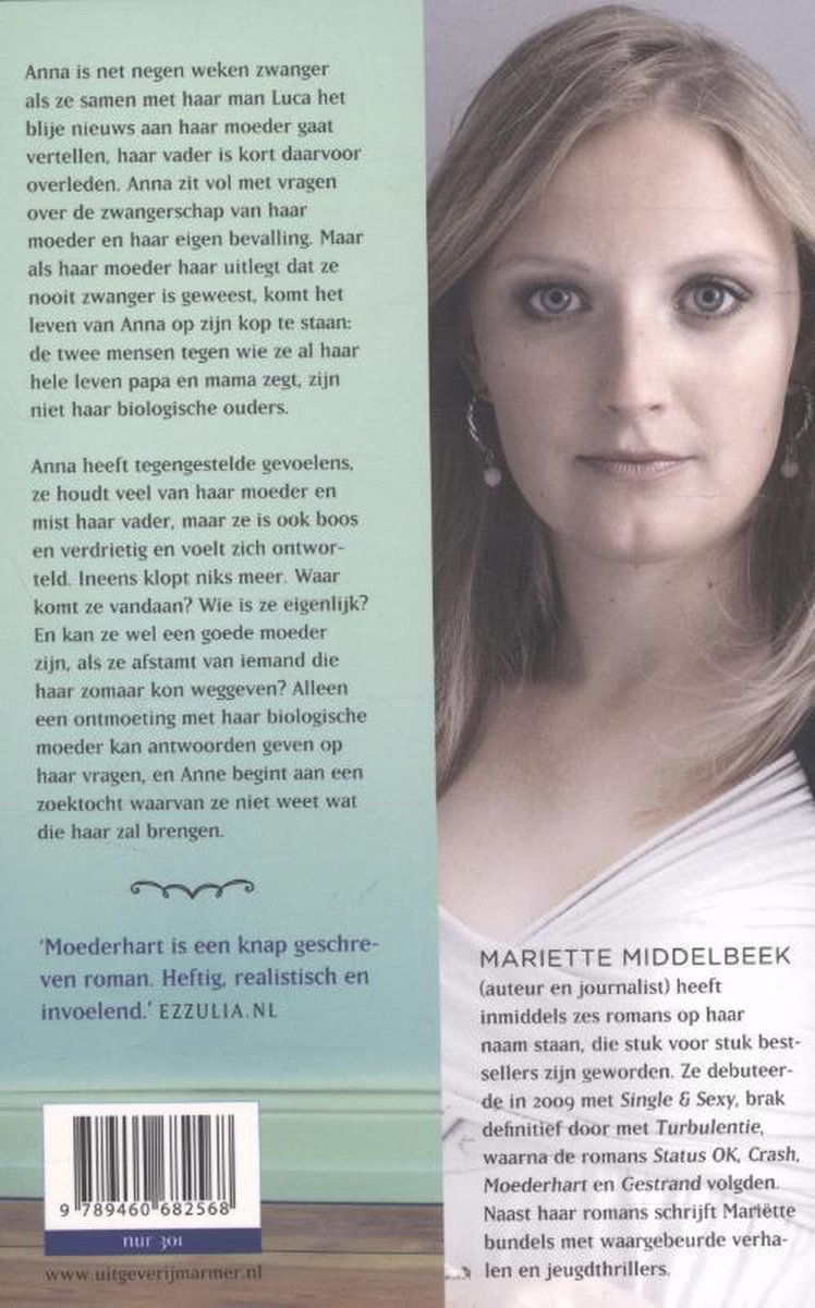 Portret van Mariëtte Middelbeek met tekst over het boek 'Moederhart'.