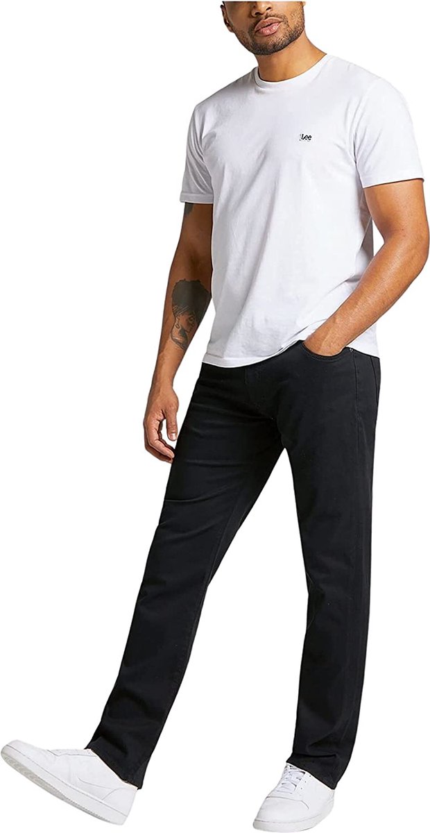 Lee Heren Extreme Motion Straight Fit Jeans – 42W 32L Lee® Five-pocketsbroek Extreme Motion Jeans voor heren Prima draagcomfort dankzij de katoenmix Straight fit/recht model Perfect voor werk en vrije tijd Zwart