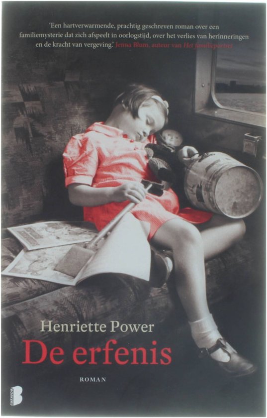 Une petite fille en robe rouge dort dans un wagon de train avec une poupée et un seau. Titre : De erfenis.