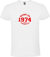 Wit T-Shirt met “Made in 1974 / 100% Original “ Afbeelding Rood Size XXL
