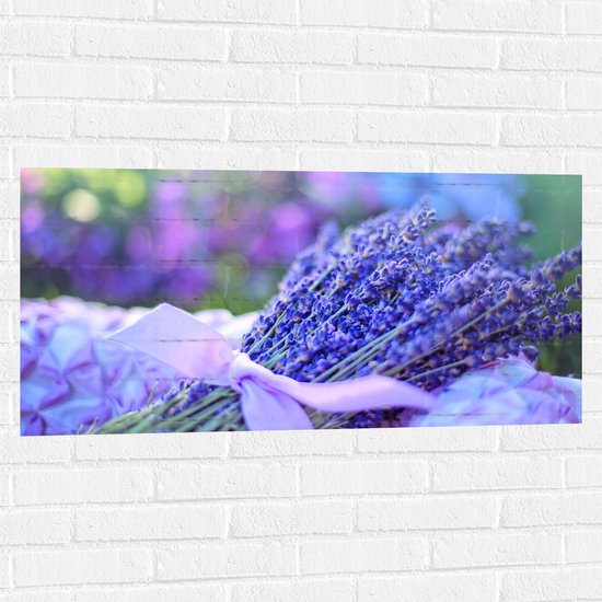 WallClassics - Muursticker - Setje Lavendeltakken met Strik - 100x50 cm Foto op Muursticker