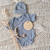 Gioia Giftbox essentials xs grey blue - Jongen - Babygeschenkset - Kraamcadeau - Baby cadeau - Kraammand - Babyshower cadeau