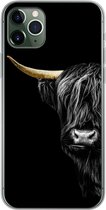 Geschikt voor iPhone 11 Pro Max hoesje - Schotse hooglander - Koeien - Goud - Siliconen Telefoonhoesje