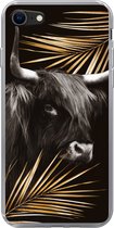Geschikt voor iPhone 8 hoesje - Schotse hooglander - Bladeren - Goud - Siliconen Telefoonhoesje