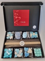 Geboorte Box - Blauw met originele geboortekaart 'I love you' met persoonlijke (video)boodschap | 8 soorten heerlijke geboorte snoepjes en een liefdevol geboortekado