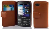 Cadorabo Hoesje geschikt voor Blackberry Q5 in COGNAC BRUIN - Beschermhoes van getextureerd kunstleder en kaartvakje Book Case Cover Etui