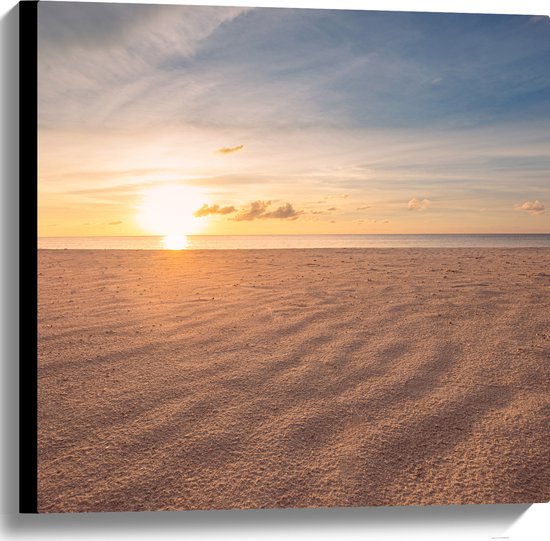 Canvas - Close up van het Strand met Mooie Zonsondergang - 60x60 cm Foto op Canvas Schilderij (Wanddecoratie op Canvas)