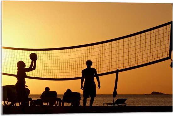 Acrylglas - Silhouet van Gelukkig Familie op het Strand tijdens Volleybal - 75x50 cm Foto op Acrylglas (Wanddecoratie op Acrylaat)