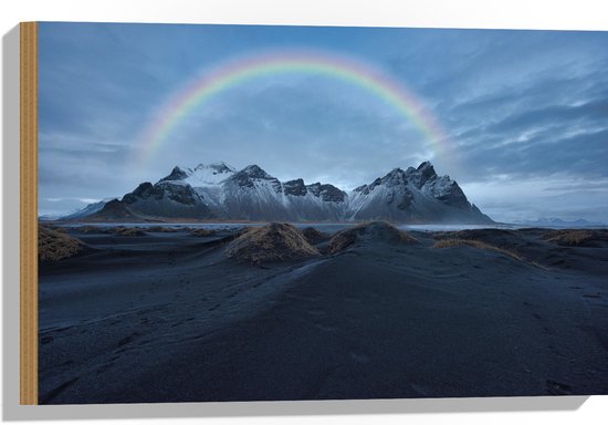 Hout - Regenboog boven Berggebied - 60x40 cm - 9 mm dik - Foto op Hout (Met Ophangsysteem)