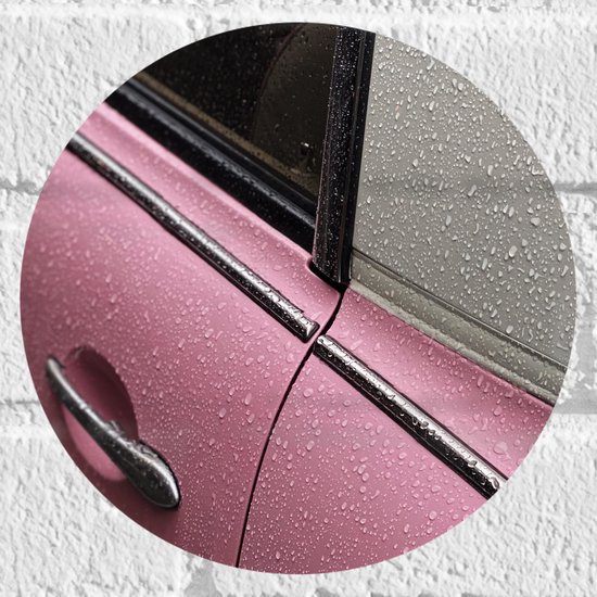 WallClassics - Muursticker Cirkel - Close-up van Autodeur van Roze Auto - 20x20 cm Foto op Muursticker