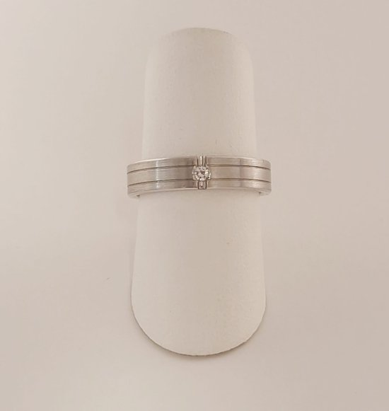 alliance - femme - Aller Spanninga - 467 - or blanc - 14 carats - diamant - vente Juwelier Verlinden St. Hubert - à partir de €1110,= pour €722,=