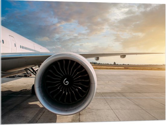 Acrylglas - Motor van Wit Vliegtuig op Vliegveld - 100x75 cm Foto op Acrylglas (Wanddecoratie op Acrylaat)