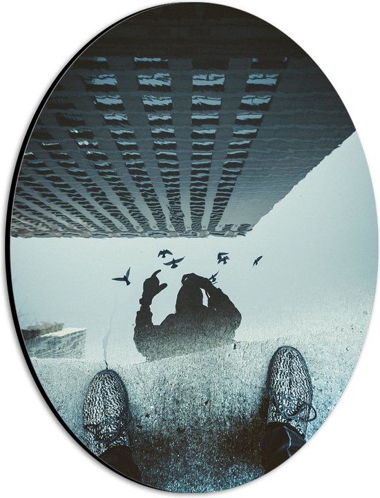 Dibond Ovaal - Persoon met Sneakers in Regenplas vergezeld door Vogels - 21x28 cm Foto op Ovaal (Met Ophangsysteem)