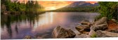 Acrylglas - Zonsondergang aan een Meer met Prachtige Natuur - 150x50 cm Foto op Acrylglas (Met Ophangsysteem)