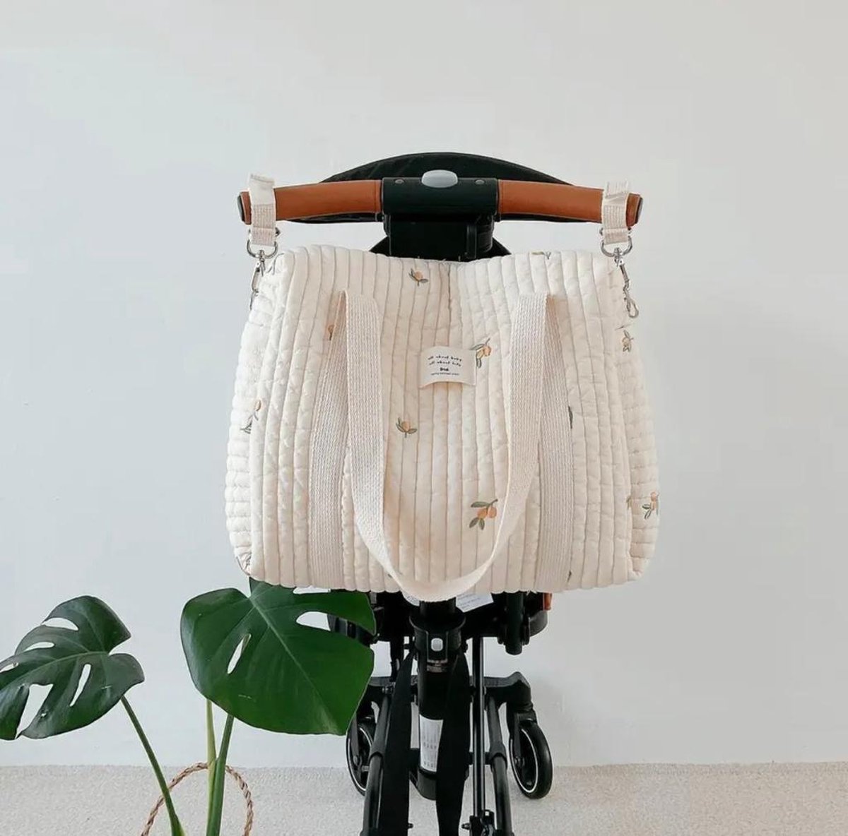 Luiertas - Mombag - Schoudertas - Verzorgingstas - Kraamcadeau - Groot - Olijf - Beige thumbnail 7