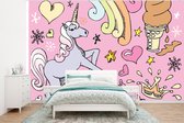 Behang kinderkamer - Fotobehang Meisjes - Design - Unicorn - Regenboog - Roze - Breedte 320 cm x hoogte 240 cm - Kinderbehang
