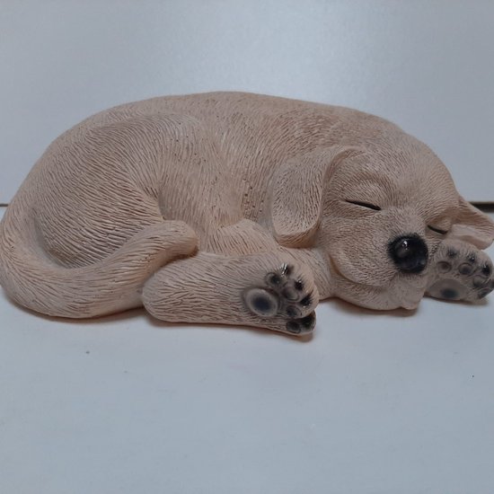 Figurine chiot labrador blond couché 20 cm de large