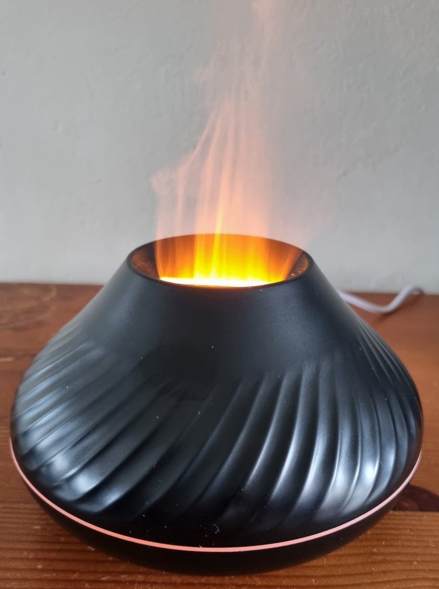 Goedkoopste Aroma Diffuser - Diffuser - aromatherapie - Verneverlaar - Lucht bevochtiger - 130ML - olie verdamper - Twister