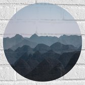 Muursticker Cirkel - Hoge Gebergte - 40x40 cm Foto op Muursticker