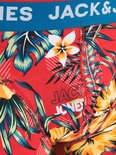 Koraalrode boxershorts met tropische print van bloemen en bladeren. Blauwe band met 'JACK & JONES' logo.