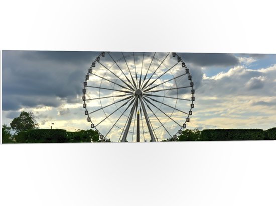 PVC Schuimplaat - Groot Toeristisch Reuzenrad in Parijs onder Donkere Wolken, Frankrijk - 120x40 cm Foto op PVC Schuimplaat (Met Ophangsysteem)