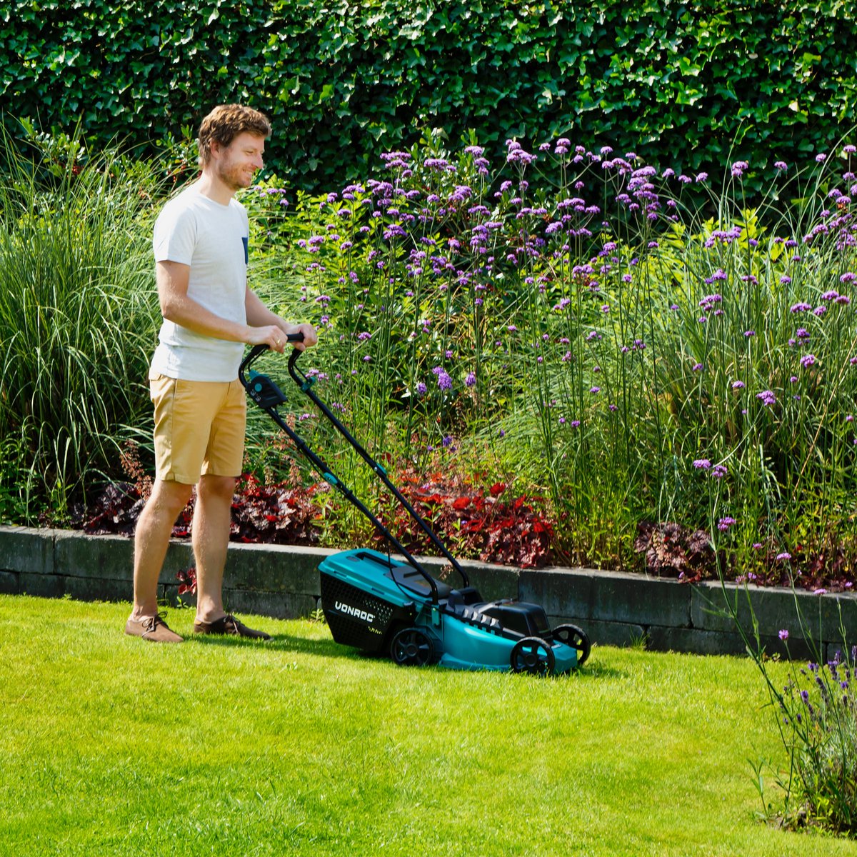 VONROC Accu Grasmaaier – 40V – 33 cm maaibreedte – Brushless motor - Vijf instelbare maai-hoogtes: 30/40/50/60/70 mm - Incl. 30L Opvangbak - Excl. Accu’s en snelladers – foto 5
