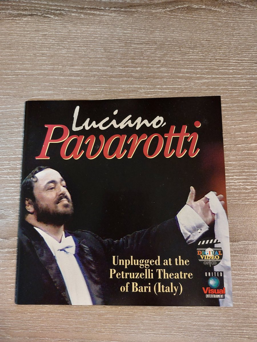 Unplugged at the Petruzelli Theatre of Bari (Italy)