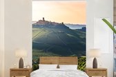 Behang - Fotobehang Kasteel - Italie - Wijn - Breedte 195 cm x hoogte 300 cm