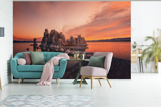 Behang - Fotobehang Gesteente aan de kust - liggend - Breedte 420 cm x hoogte 280 cm