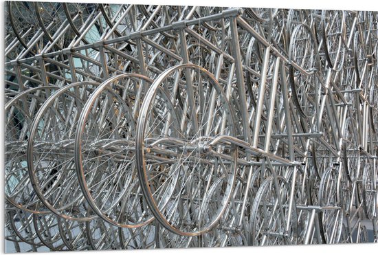WallClassics - Verre Acrylique - Racks Pleins de Roues de bicyclette - 120x80 cm Photo sur Verre Acrylique (Avec Système d'accrochage)