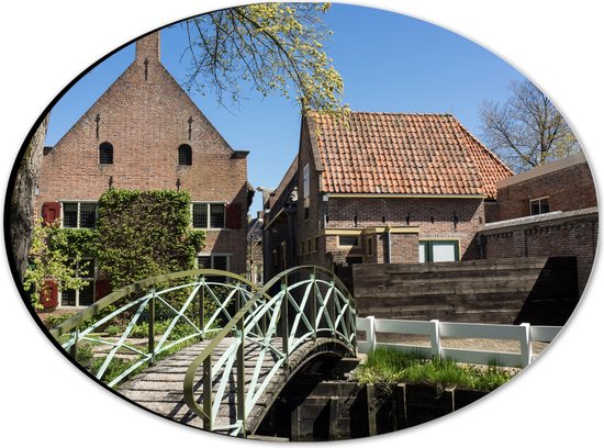 Dibond Ovaal - Bruggetje voor Nederlandse Huizen - 28x21 cm Foto op Ovaal (Met Ophangsysteem)