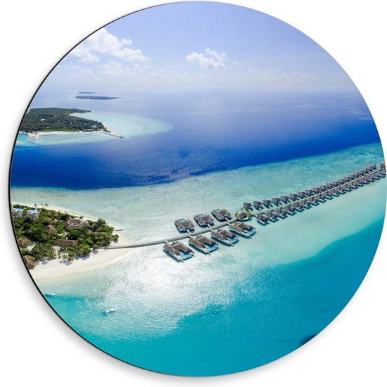 Dibond Muurcirkel - Tropisch Resort op Felblauwe Oceaan op de Maledieven - 50x50 cm Foto op Aluminium Muurcirkel (met ophangsysteem)