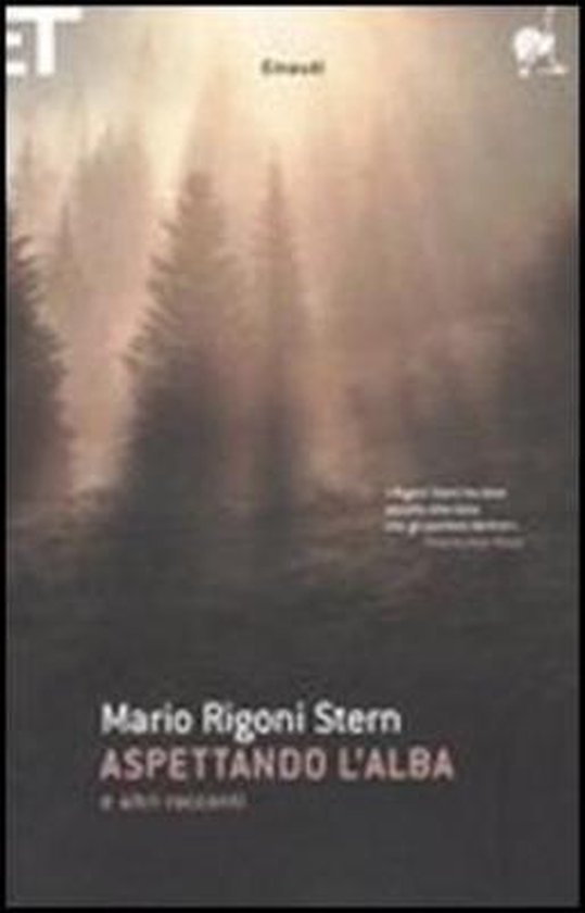 Boekomslag van Mario Rigoni Stern's 'Aspettando l'alba', met een mistig boslandschap en de titel in witte letters.