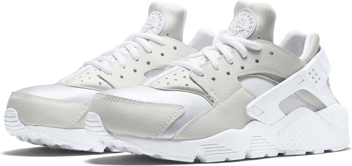 witte nike huarache