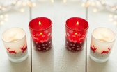 Set de 4 bougies chauffe-plat en verre 2x blanc et 2x rouge avec bougie chauffe-plat. Avec des images de Noël