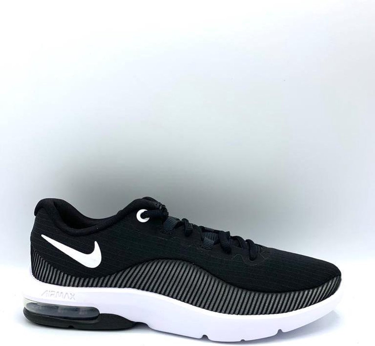 nike air max advantage 2