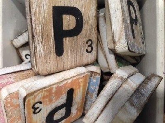 Thils Living houten letters & tekens Scrabble Letter P