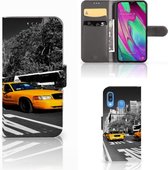 Geschikt voor Samsung Galaxy A40 Flip Cover New York Taxi