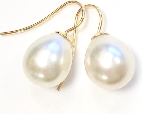 Boucles d'oreilles perles classiques blanc crème / or