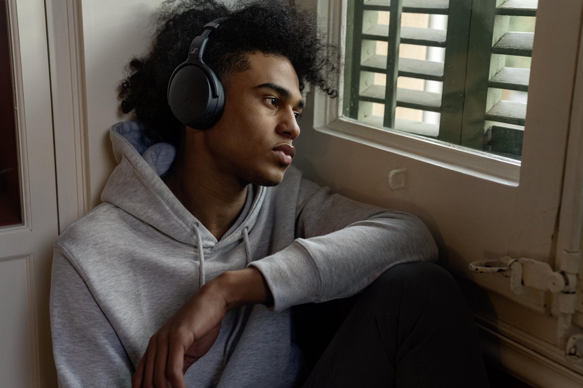 Sennheiser HD 450BT - Draadloze Koptelefoon met Noise Cancelling - Zwart — afbeelding 5