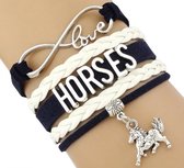Armbandje donkerblauw met wit met paarden (Horses) bedel
