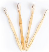 Bamboe tandenborstels (4 stuks) - 100% biologisch afbreekbare verpakking - Gemaakt van duurzaam bamboe - 96% biologisch afbreekbare tandenborstel - BPA vrije borstelharen