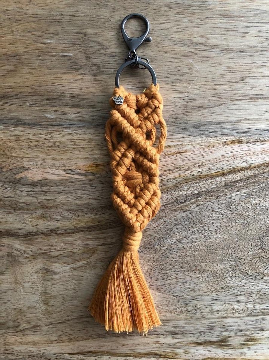 Sleutelhanger design, macrame sleutelhanger, geknoopte sleutelhanger 204  -oker
